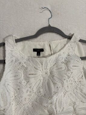 Talbots Cream Crochet Lace Sleeveless Shell